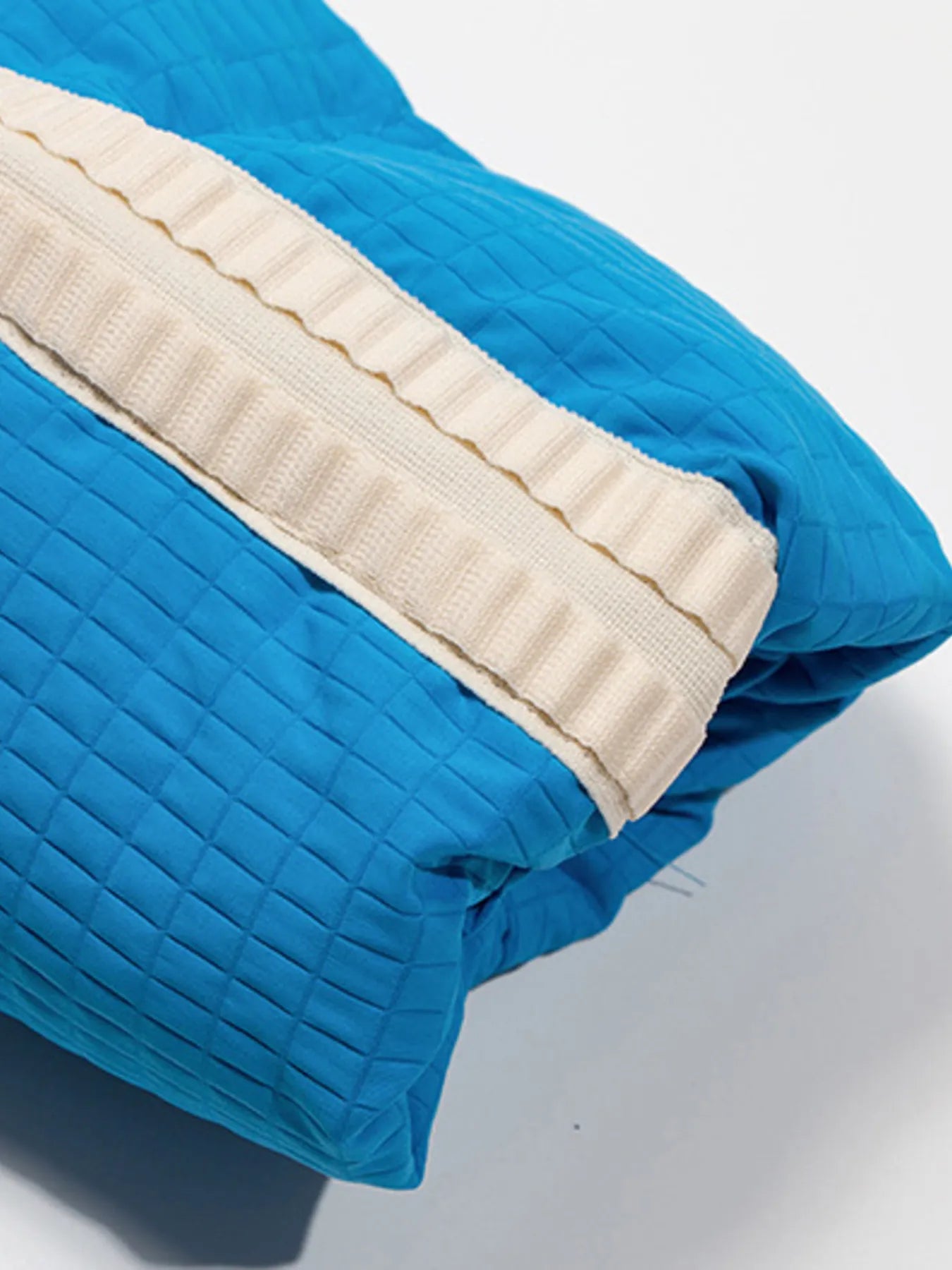 d3023dea4dd34d10903e6e2f3837e3a6-Max-Origin